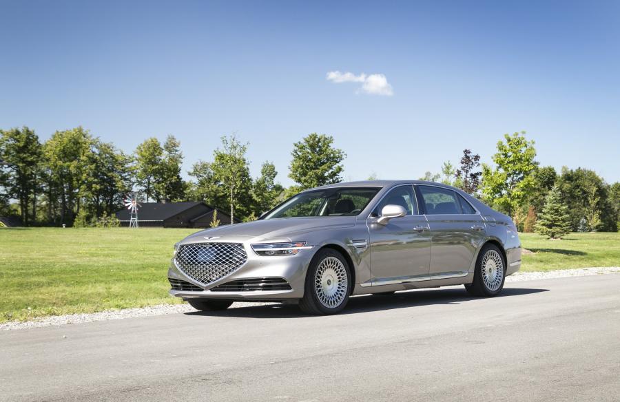  Genesis G90 2019 года  (NA) (фото 6 из 48)